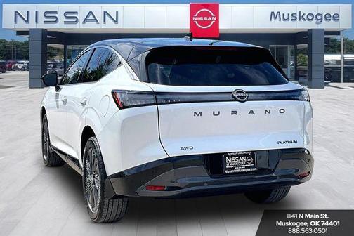 Everest White Pearl/Black 2026 Nissan Murano Platinum