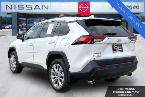 Wind Chill Pearl 2024 Toyota RAV4 XLE Premium