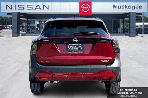 2026 Nissan Kicks SV
