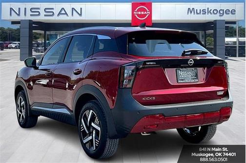 2026 Nissan Kicks SV
