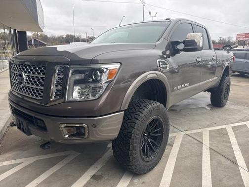 2019 Nissan Titan XD Platinum Reserve