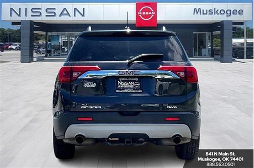2017 GMC Acadia SLE-2