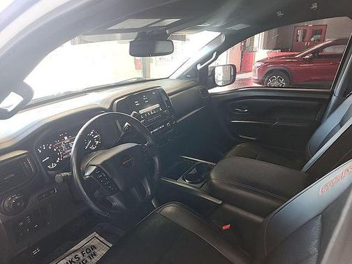 2022 Nissan Titan PRO-4X