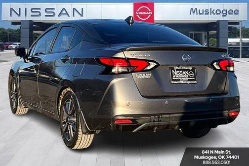 2020 Nissan Versa 1.6 SV