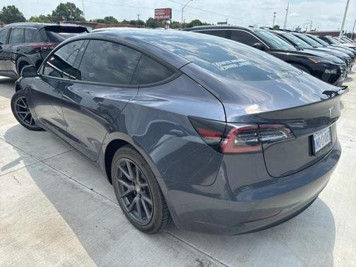 2022 Tesla Model 3 Standard Range