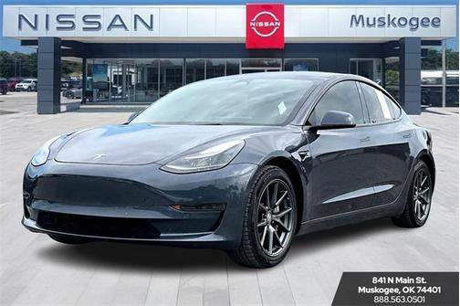 2022 Tesla Model 3 Standard Range