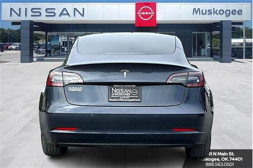 2022 Tesla Model 3 Standard Range