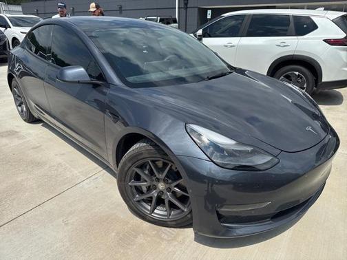 2022 Tesla Model 3 Standard Range