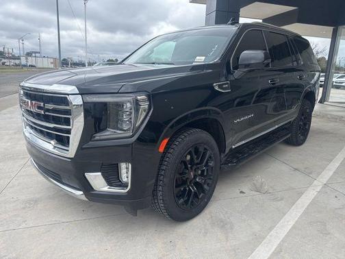 2022 GMC Yukon SLT