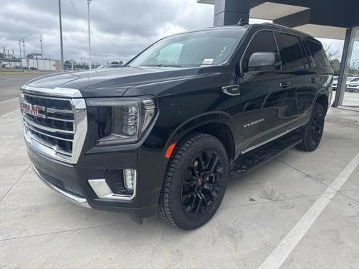 2022 GMC Yukon SLT
