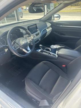 2020 Nissan Altima 2.5 SV