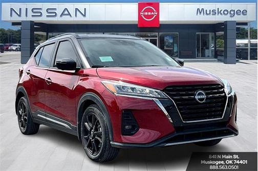 2023 Nissan Kicks SR
