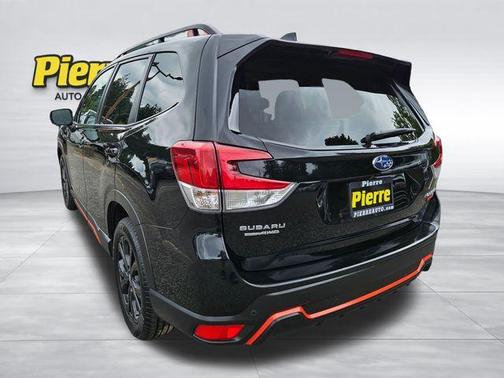 Crystal Black Silica 2024 Subaru Forester Sport