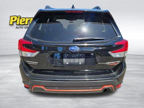 Crystal Black Silica 2024 Subaru Forester Sport