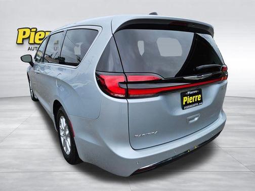 Silver Mist Clearcoat 2023 Chrysler Pacifica Touring-L