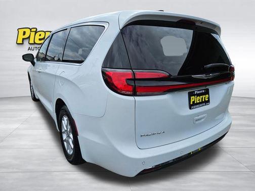 Bright White Clearcoat 2023 Chrysler Pacifica Touring-L
