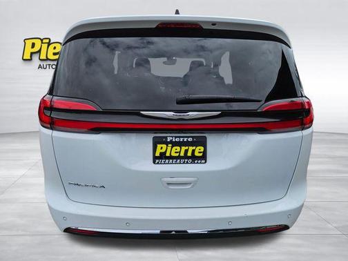 Bright White Clearcoat 2023 Chrysler Pacifica Touring-L