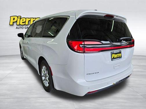Bright White Clearcoat 2023 Chrysler Pacifica Touring-L