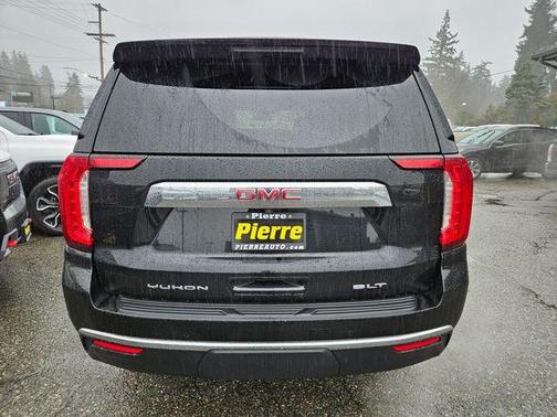 2023 GMC Yukon XL SLT