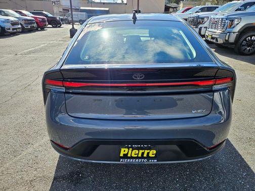 2024 Toyota Prius XLE