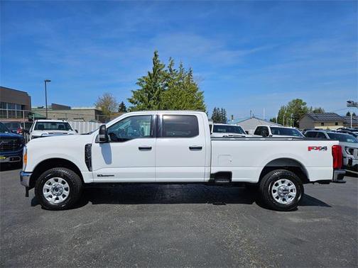 2023 Ford F-350 XLT