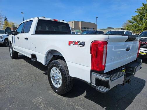 2023 Ford F-350 XLT