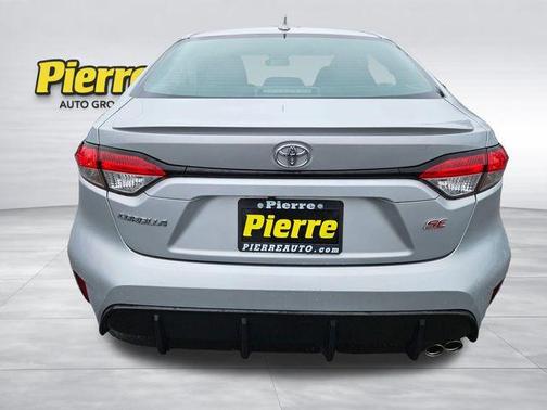 Classic Silver Metallic 2024 Toyota Corolla SE