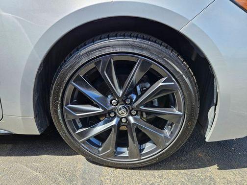 Classic Silver Metallic 2024 Toyota Corolla SE