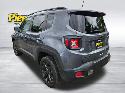Graphite Gray 2023 Jeep Renegade Altitude