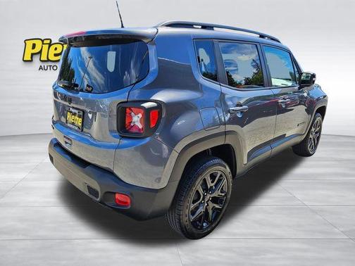 Graphite Gray 2023 Jeep Renegade Altitude