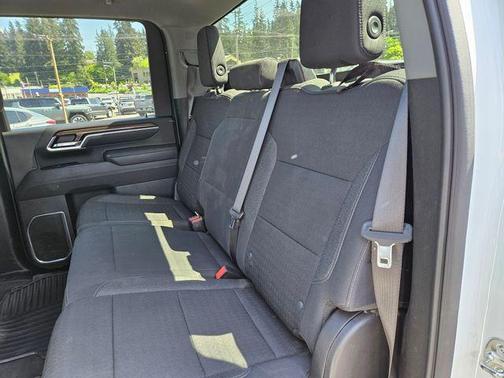 Summit White 2025 Chevrolet Silverado 2500 LT