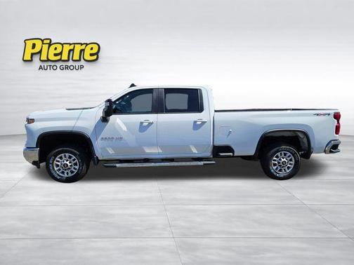 Summit White 2025 Chevrolet Silverado 2500 LT