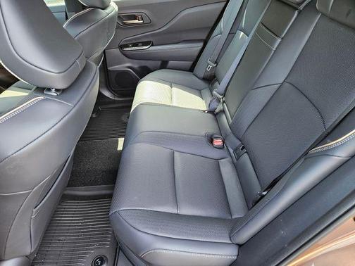 Bronze 2026 Toyota Crown Platinum