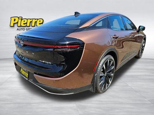 Bronze 2026 Toyota Crown Platinum
