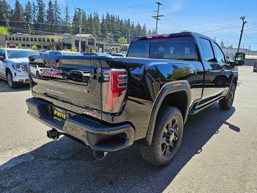 Onyx Black 2026 GMC Sierra 2500 AT4