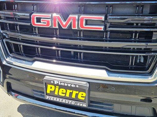 Black 2024 GMC Yukon SLE