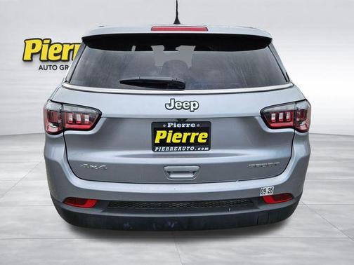 Billet Silver Metallic Clearcoat 2022 Jeep Compass Sport