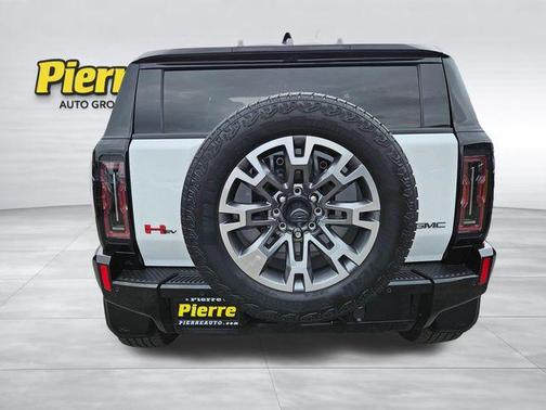 White 2025 GMC HUMMER EV SUV 3X