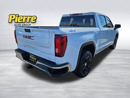 Summit White 2025 GMC Sierra 1500 SLT
