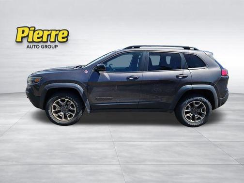Granite Crystal Clearcoat Metallic 2022 Jeep Cherokee Trailhawk