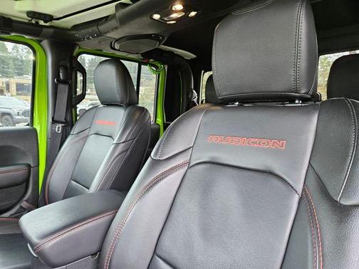 Limited Edition Gecko Clearcoat 2021 Jeep Gladiator Rubicon