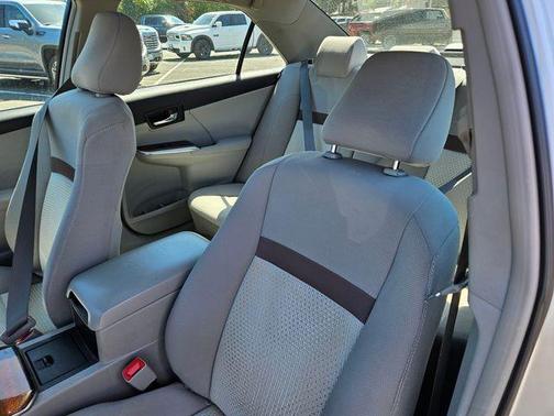 Classic Silver Metallic 2012 Toyota Camry XLE