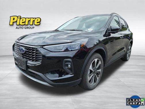 Agate Black Metallic 2025 Ford Escape Platinum
