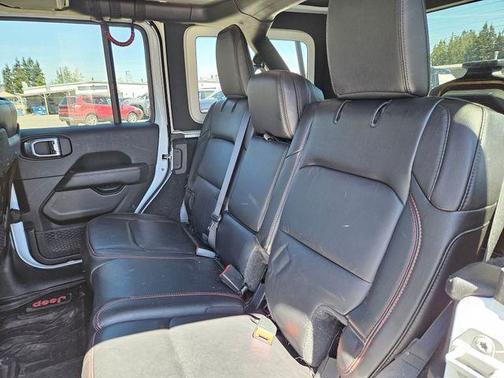 Bright White Clearcoat 2021 Jeep Wrangler Unlimited Rubicon
