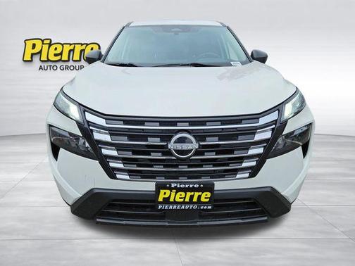Glacier White 2024 Nissan Rogue S