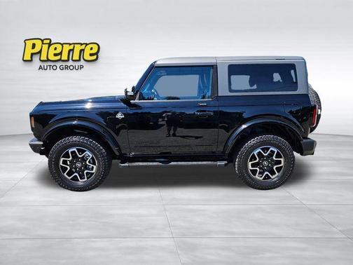 Shadow Black 2022 Ford Bronco Outer Banks