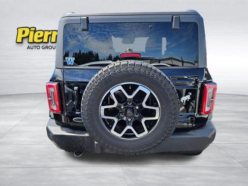 Shadow Black 2022 Ford Bronco Outer Banks