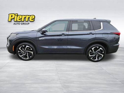 Graphite Gray 2024 Mitsubishi Outlander PHEV SE