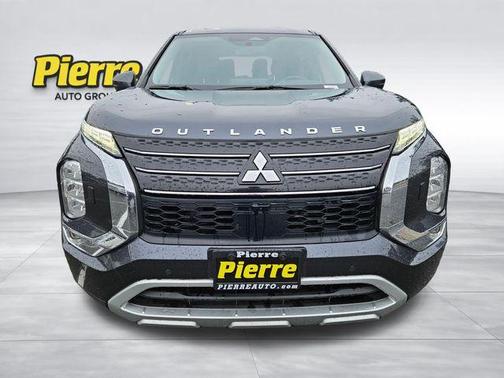 2024 Mitsubishi Outlander PHEV SE