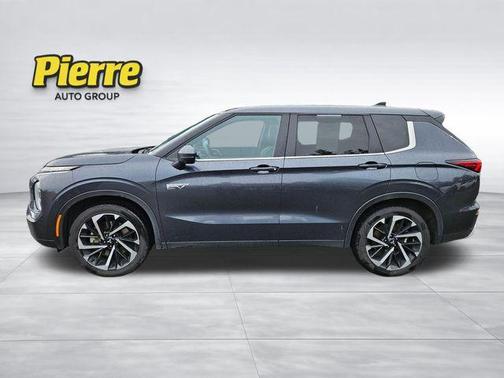 2024 Mitsubishi Outlander PHEV SE